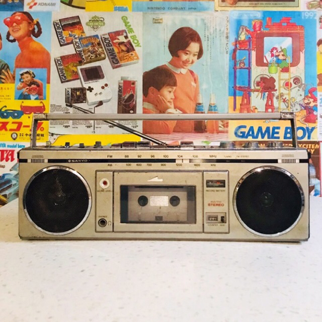 Radio / Tape SANYO - Dekorsi Vintage - Radio Jadul