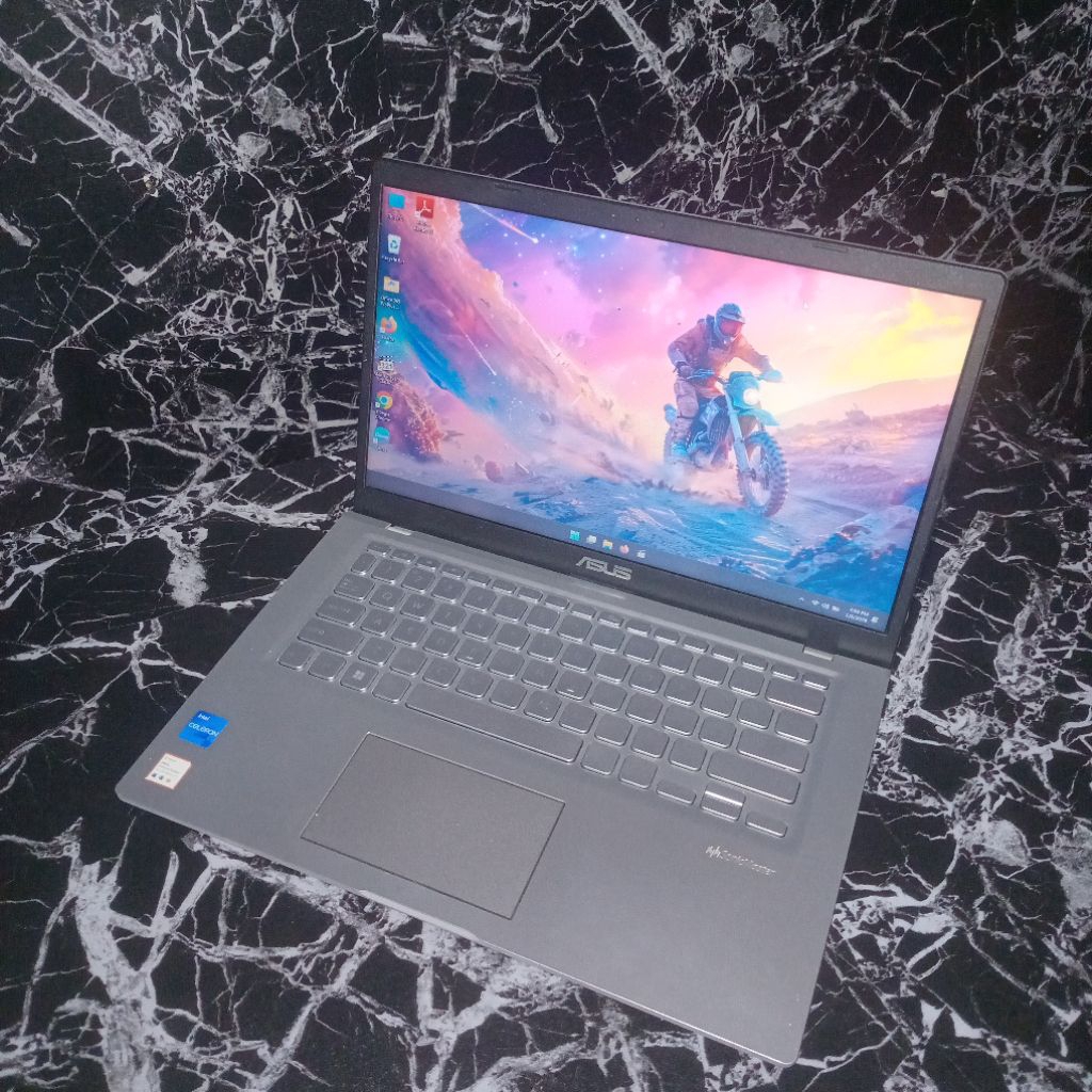 Asus A416M (8GB RAM/256GB SSD)