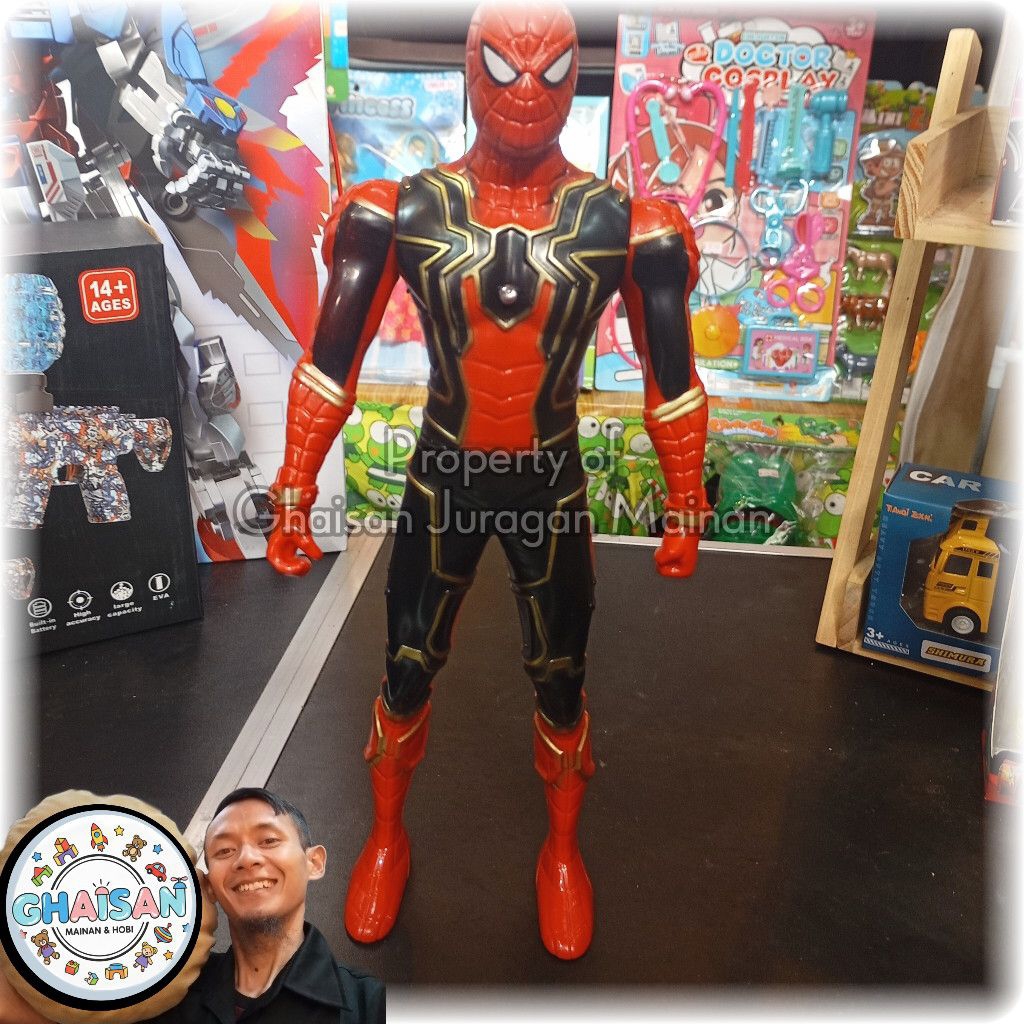 Mainan Spiderman Besar variasi lampu LED di Dada