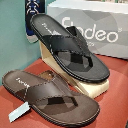 Sandal Fladeo Pria Kulit Sintetis Trendy Nyaman
