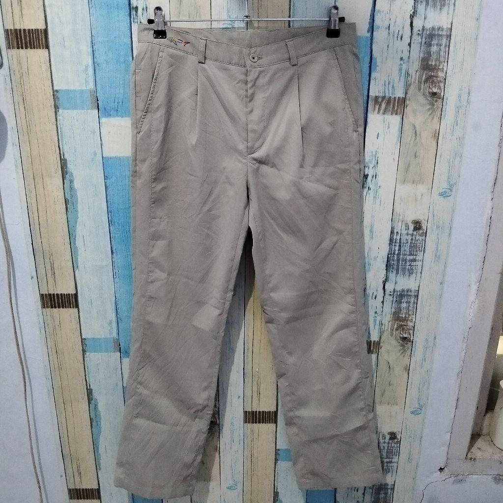 celana Chino greg Norman