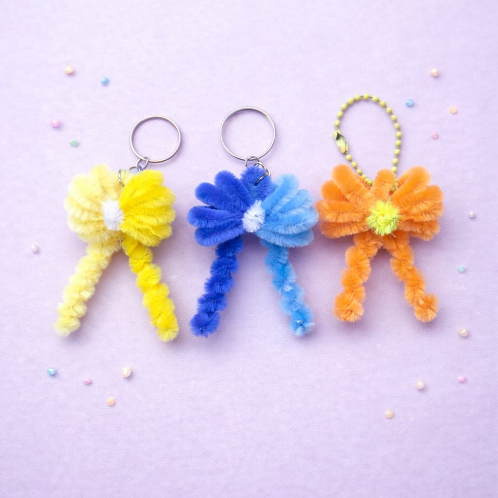 gantungan kunci kawat bulu bentuk pita | pita gembul | ganci kawat bulu