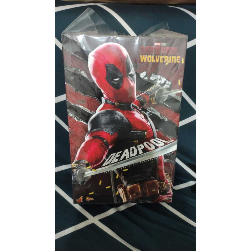 Deadpool Wolverine Hot Toys 1/6