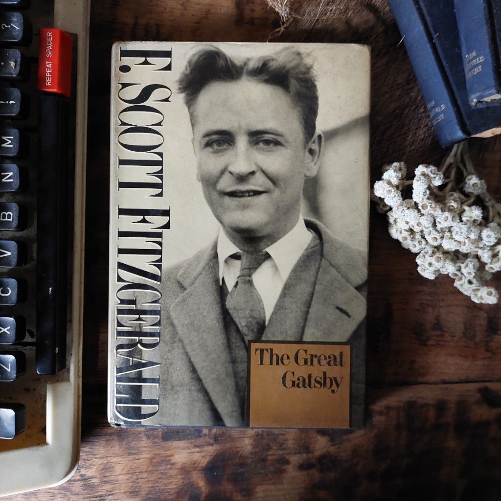 THE GREAT GATSBY Oleh : F. Scott Fitzgerald [ORIGINAL]