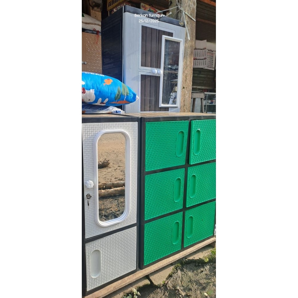 lemari plastik satu pintu cermin ,lemari plastik mini
