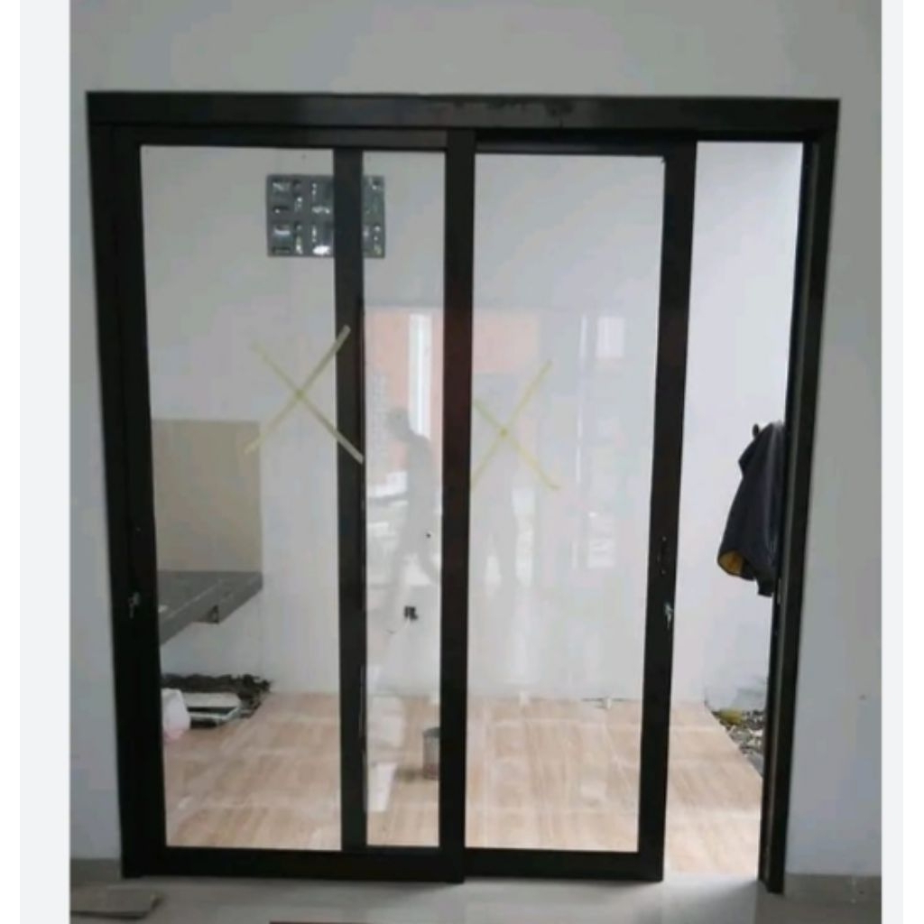 pintu sliding Doble /gandeng alumunium merk alexindo