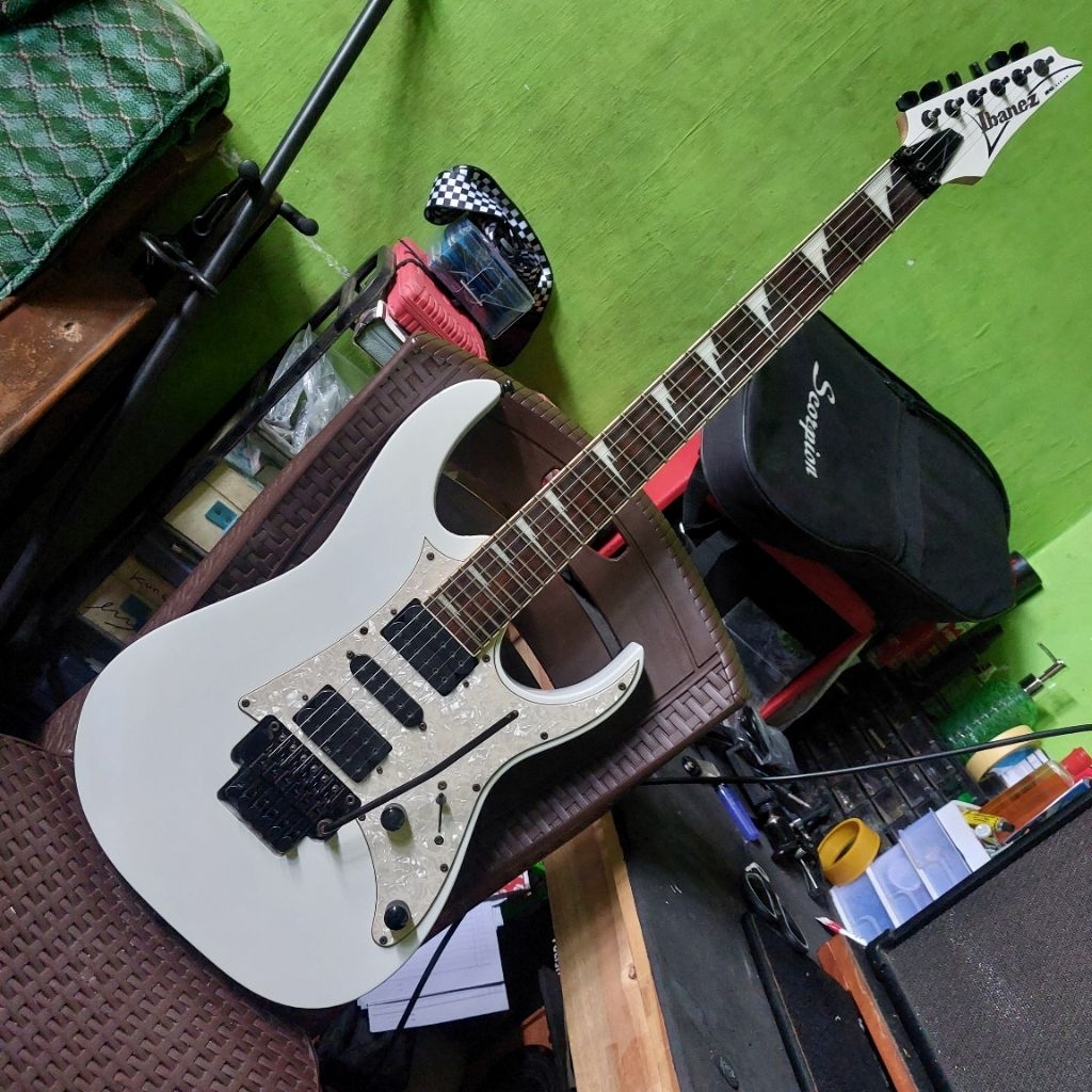 Gitar Ibanez RG350DXZ white original
