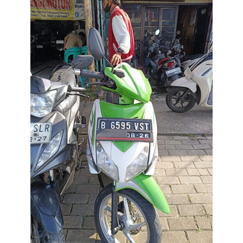 Honda Vario karbu 2012 second