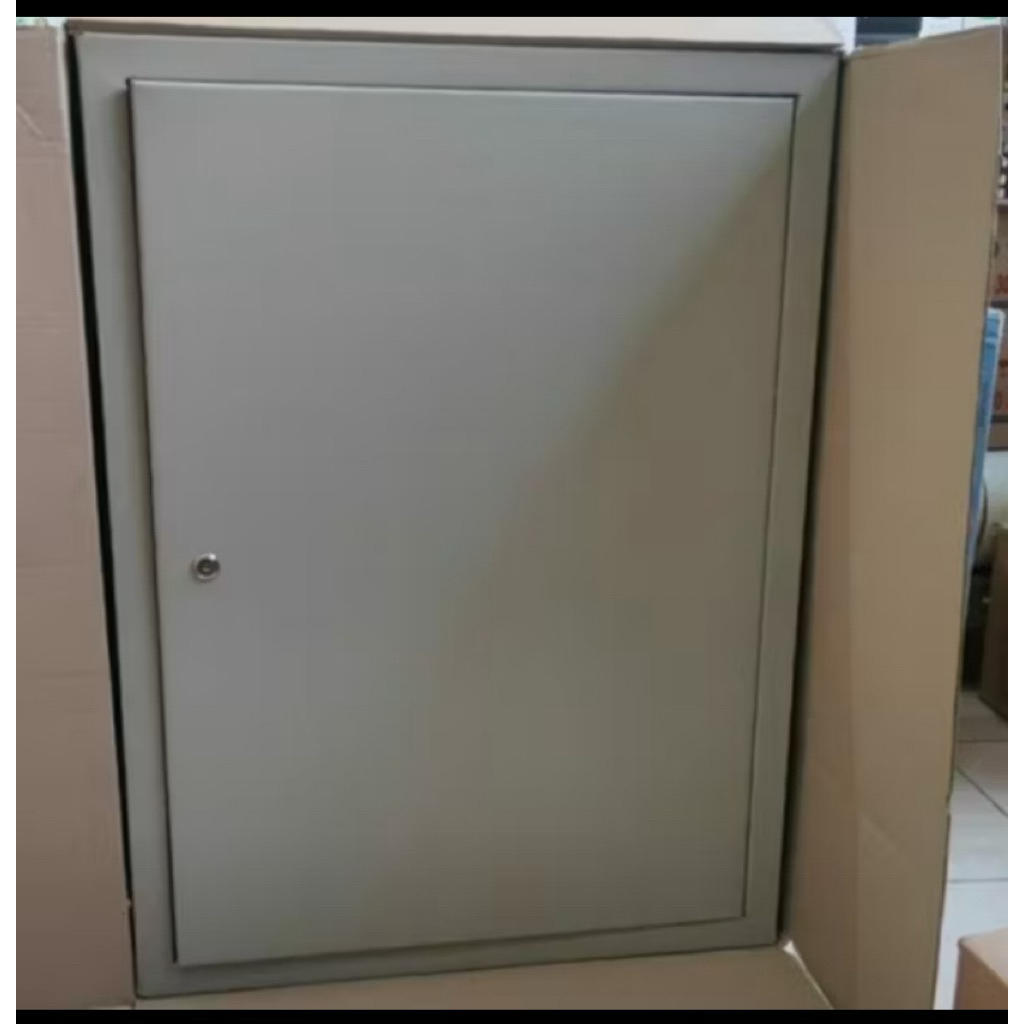 BOX PANEL LISTRIK60x80x20