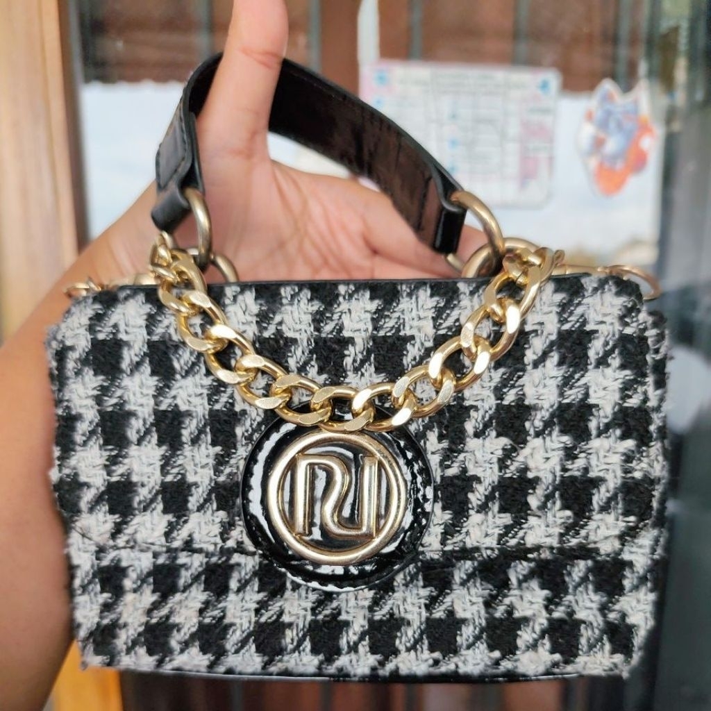 PL Tas Tweed River Island