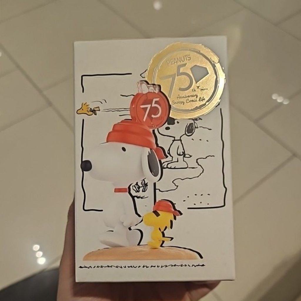 Blind box popmart snoopy