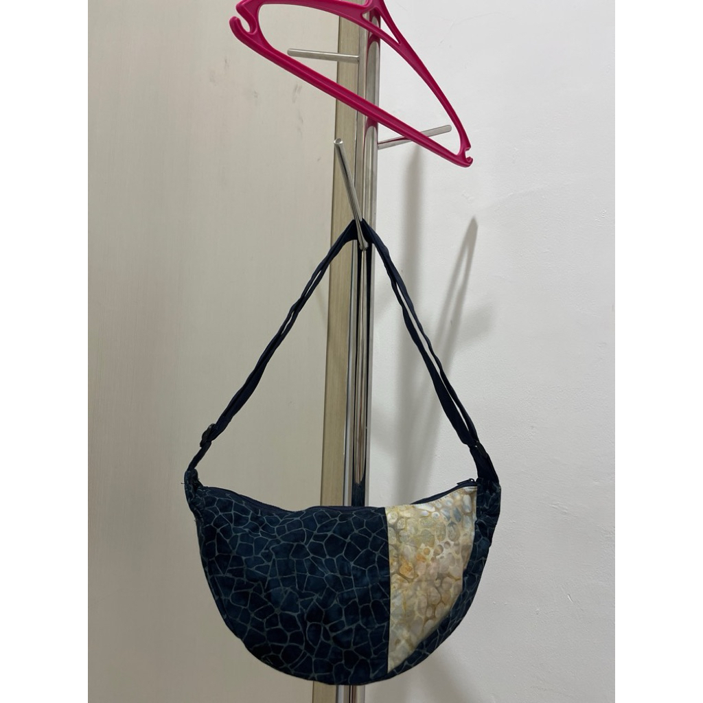 Sling Bag Motif Croco Patchwork – Preloved