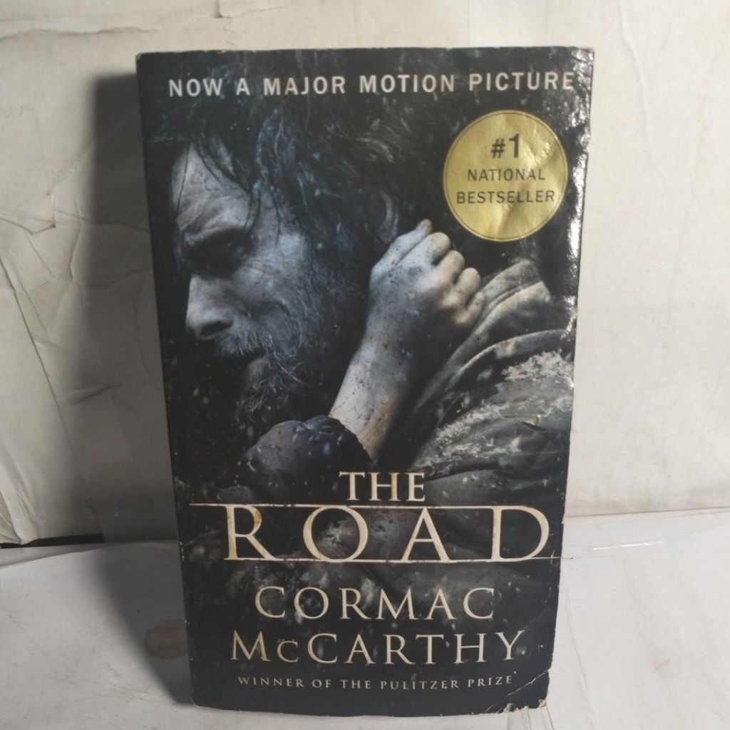 NOVEL THE ROAD CORMAC MCCARTHY