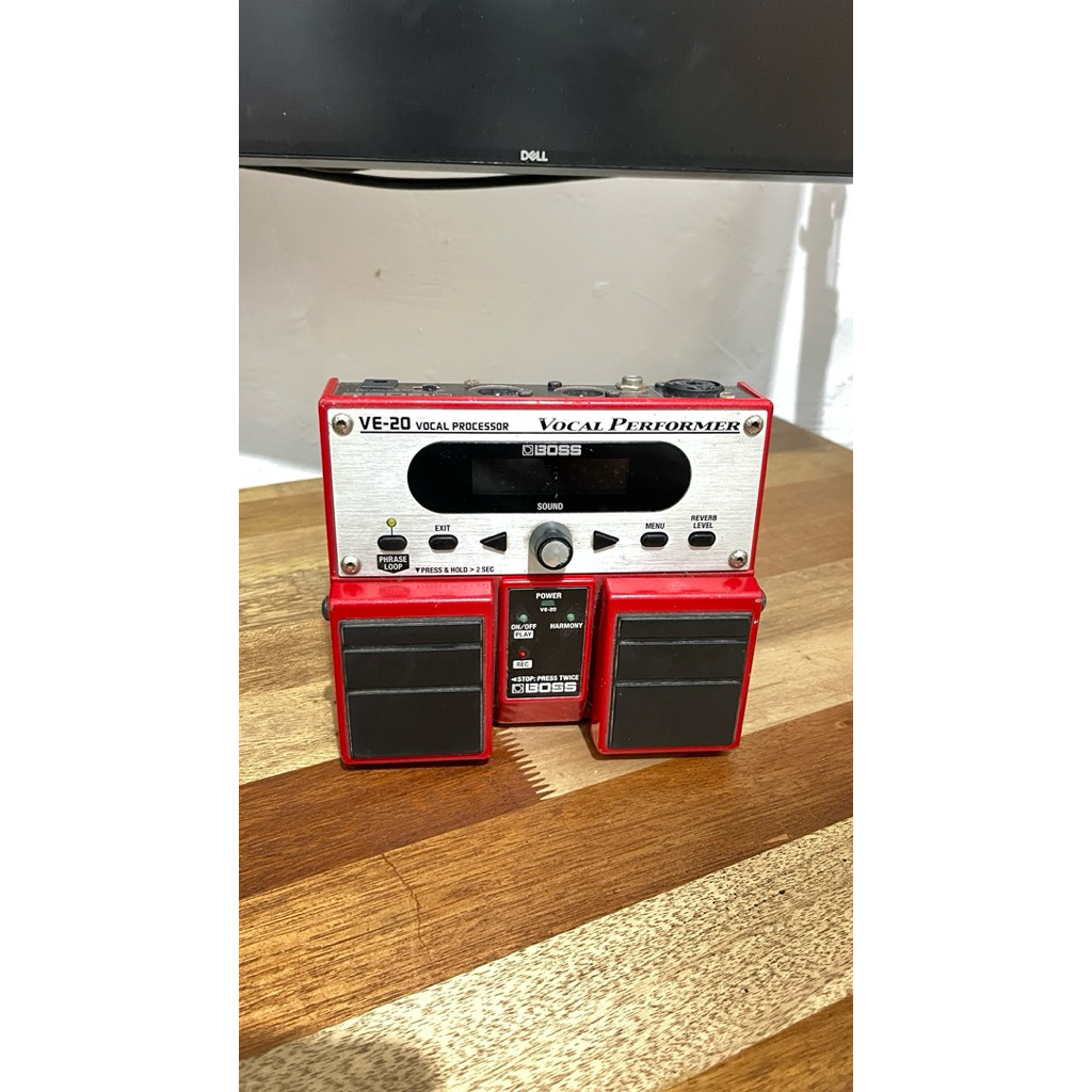 efek vokal boss ve 20
