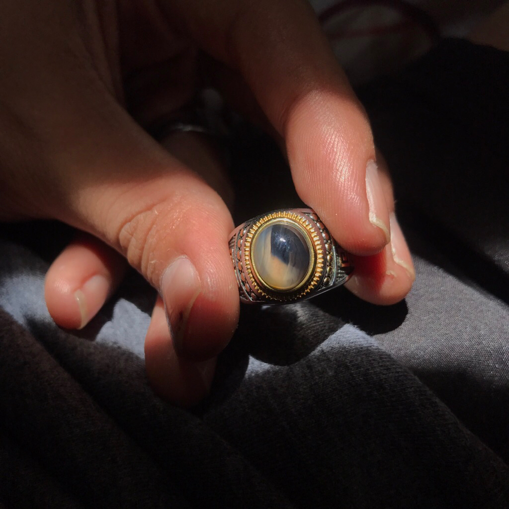 NATURAL CINCIN BATU CHALSEDONY GAMBAR YIN YANG