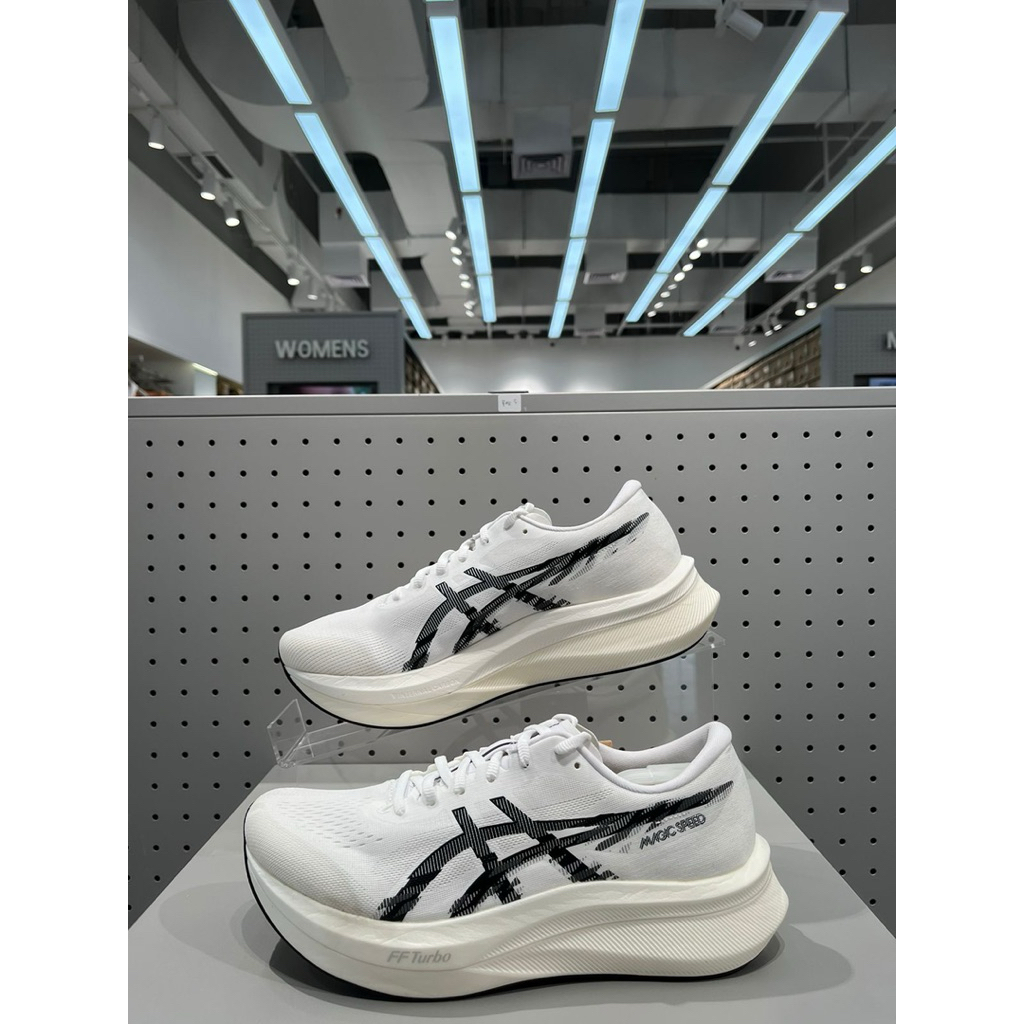 Asics Magic Speed 4