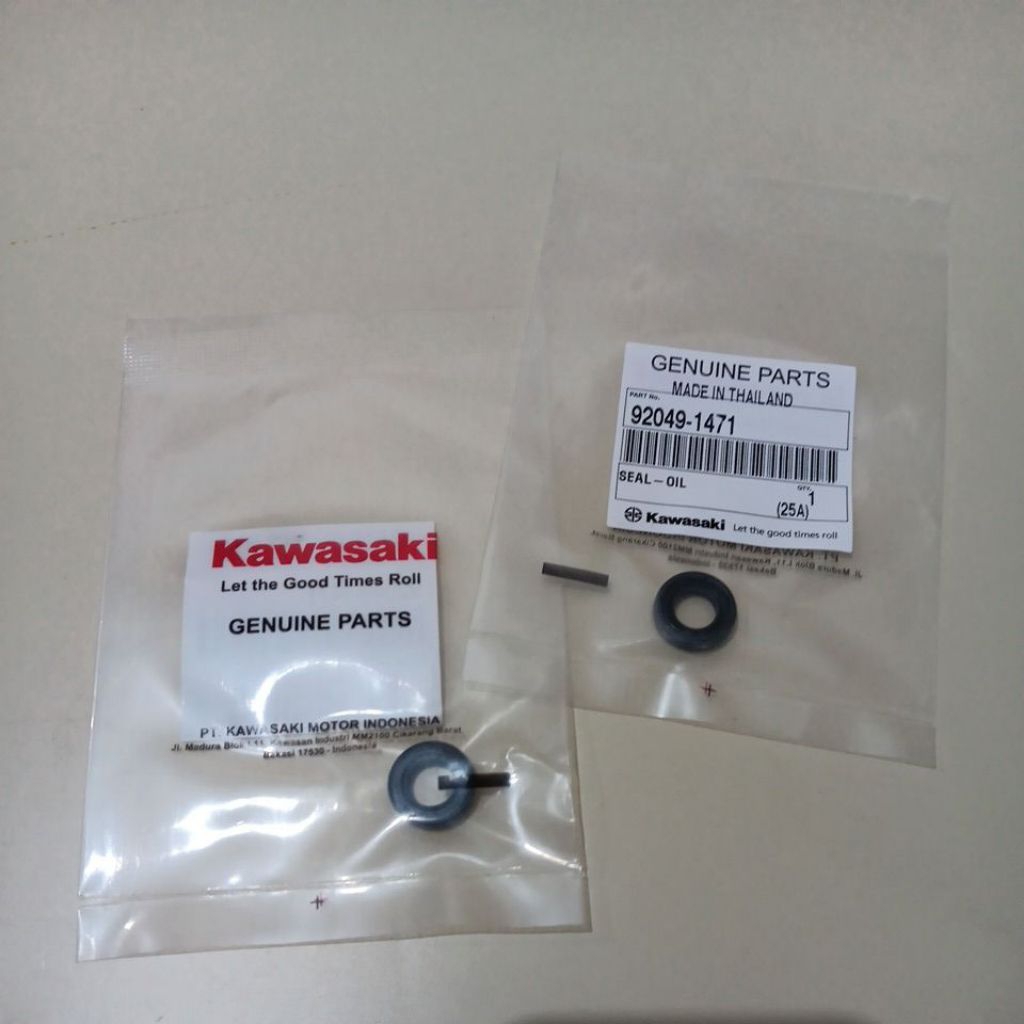 Seal Sil As Katup Gigi Mekanisme Super Kips Ninja R SS RR New Old ZX CBU 150 Seal Oil 92049-1471 Ori