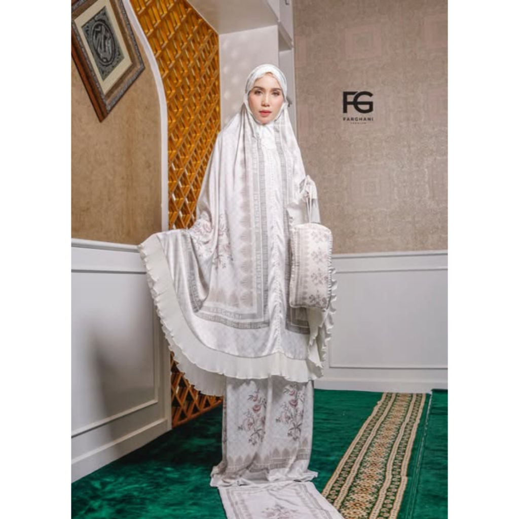 Qyuzamoshion-Ellieya mukena by Farghani