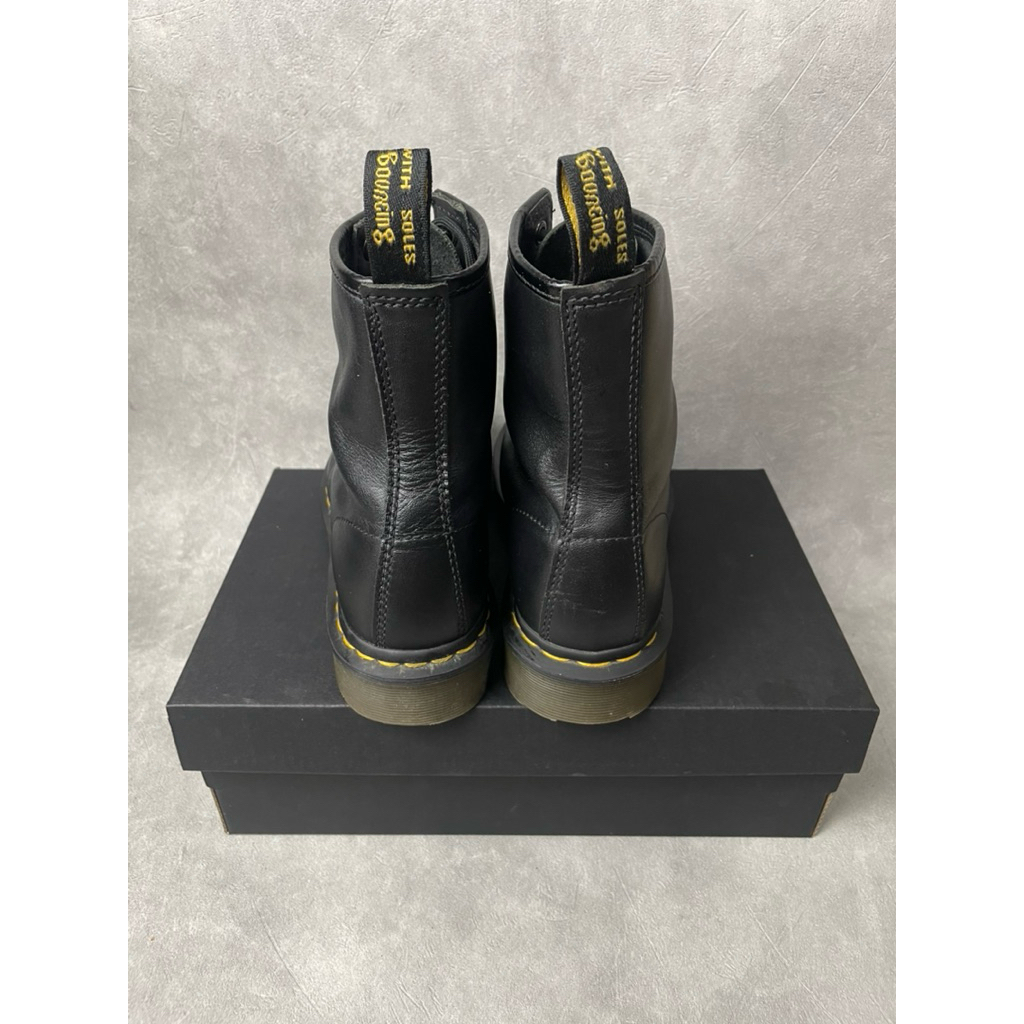 boots docmart 1460 black