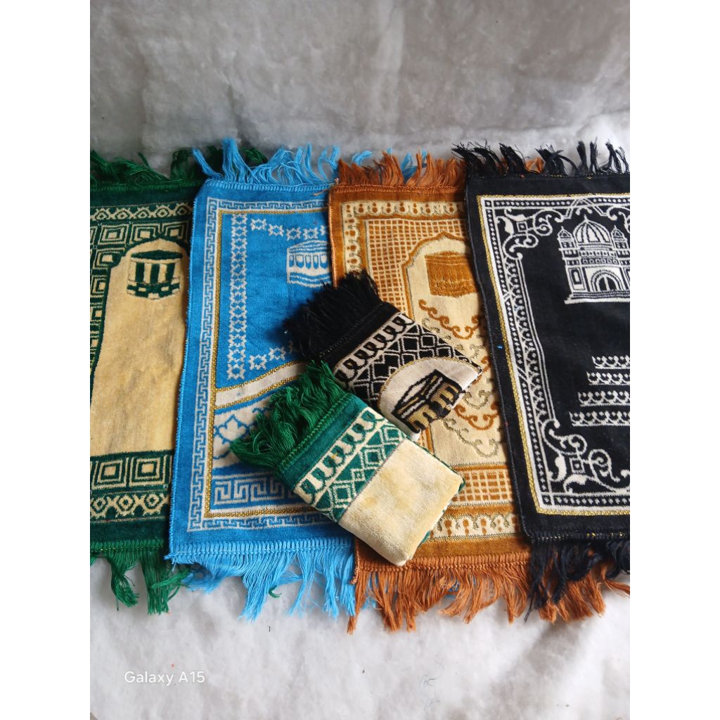 Souvenir sajadah , sajadah grosir , oleholehumrah , souvenir pengajian , souvenir 1000hari sajadah