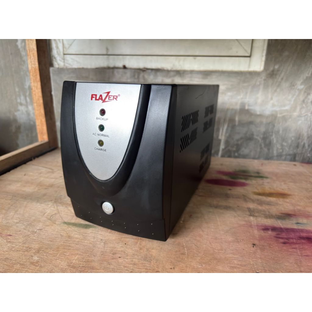 UPS FLAZER FL1200-WS 1200VA 600WATT SECOND NORMAL DIJUAL TANPA AKI