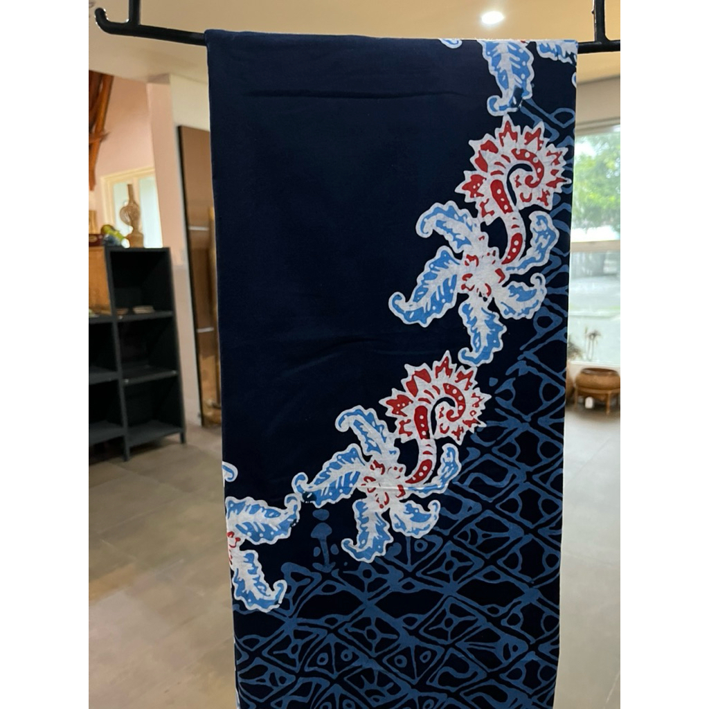 Batik Khas Banyuwangi Semi Tulis – Kain Batik Asli 2 Meter Bahan Adem Premium