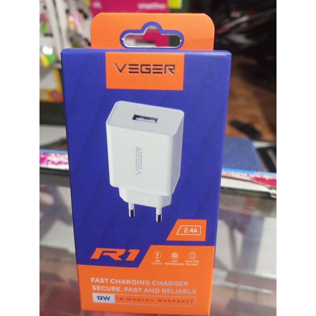 Travel Charger Adaptor Kepala Charger Veger R1 12W 2,4A
