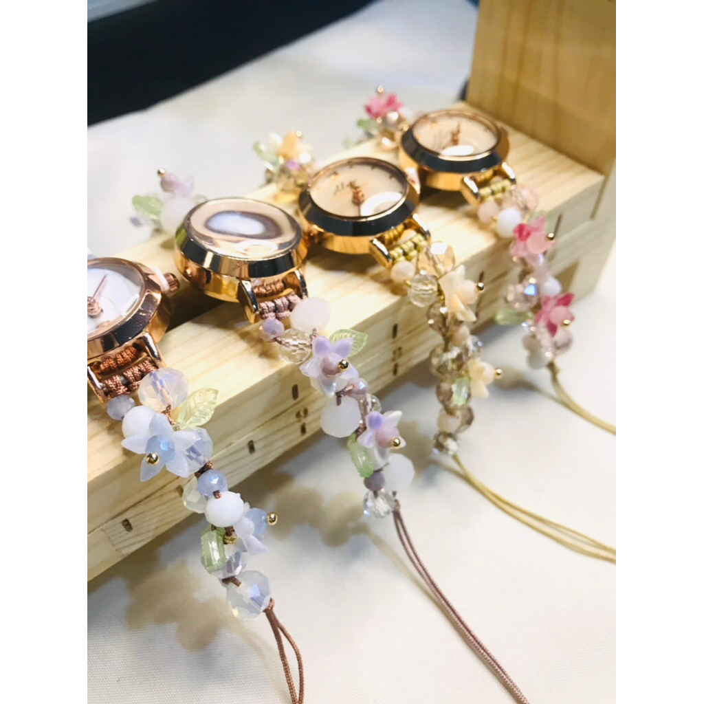 Jam gelang tali serut
