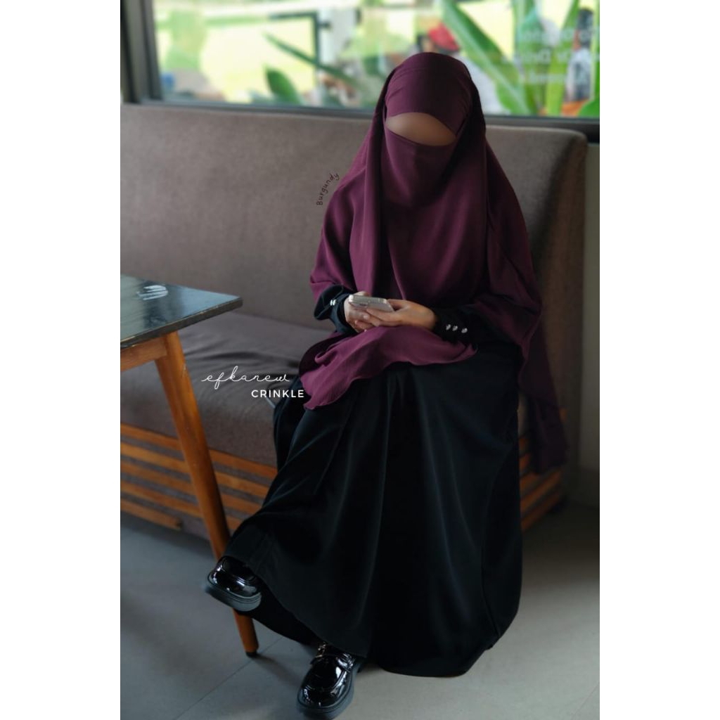 French Khimar Khairana Cadar Cringkel Airflow Size S M dan Xl Warna Burgundy Jilbab Kerudung Syari W