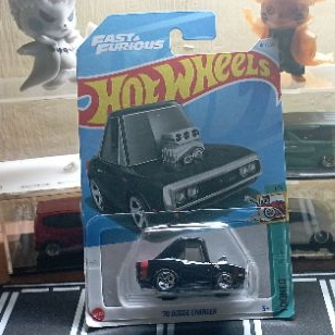 Hot wheels '70 dodge charger
