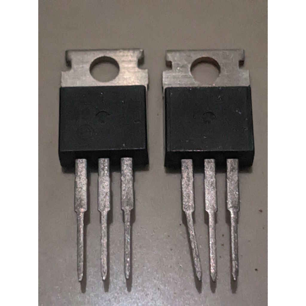 D1138 2SD1138 HITACHI Original Bipolar Silicone Transistor NPN TO-220