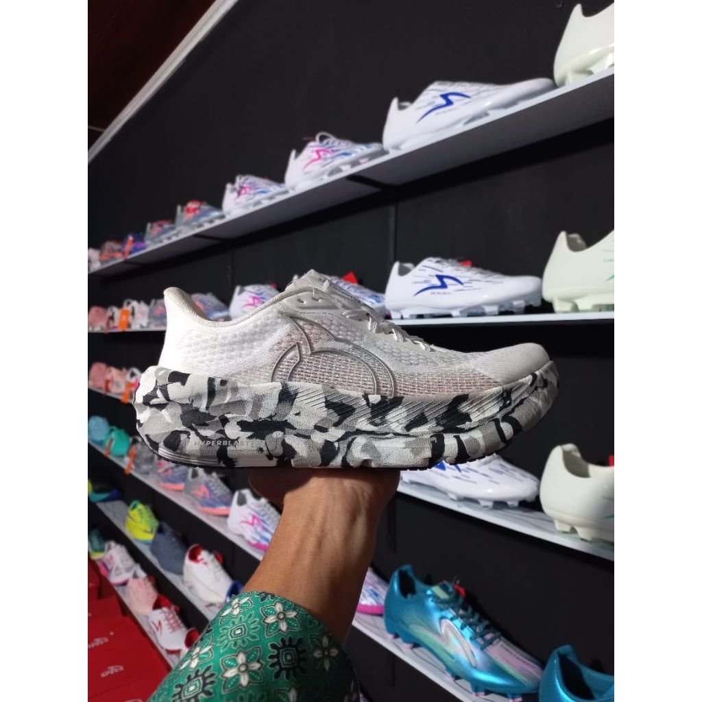 ORTUSEIGHT HYPERBLAST 2.1 WHITE/CAMO