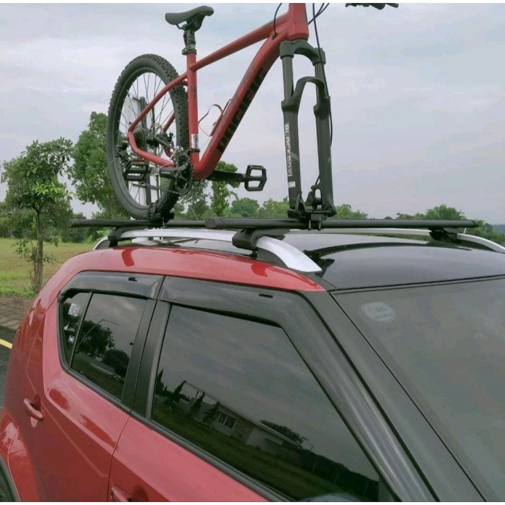 BikeRack Mobil Bracket Rak Sepeda di Atas Mobil Dilengkapi Quick Release dan Strap Pemasangan Lepas 