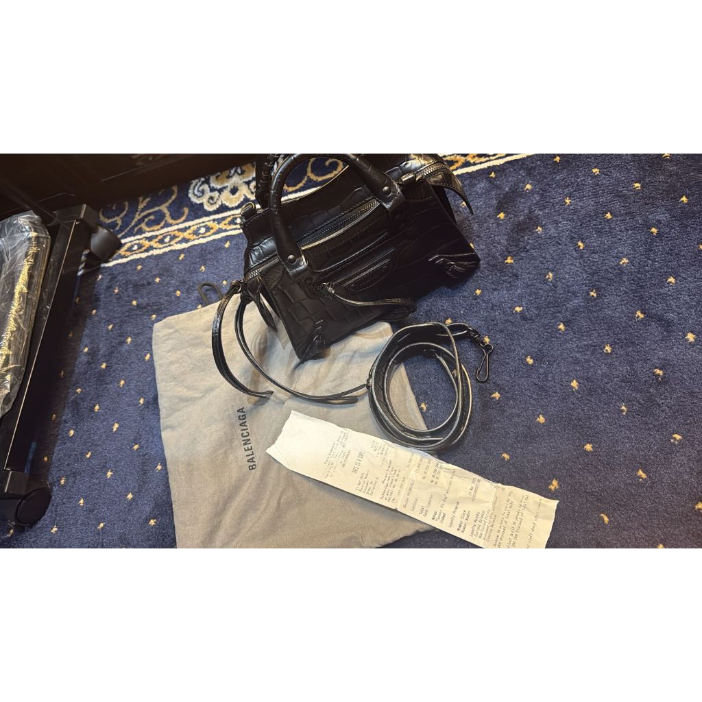 Preloved Balenciaga mini neo classic city black