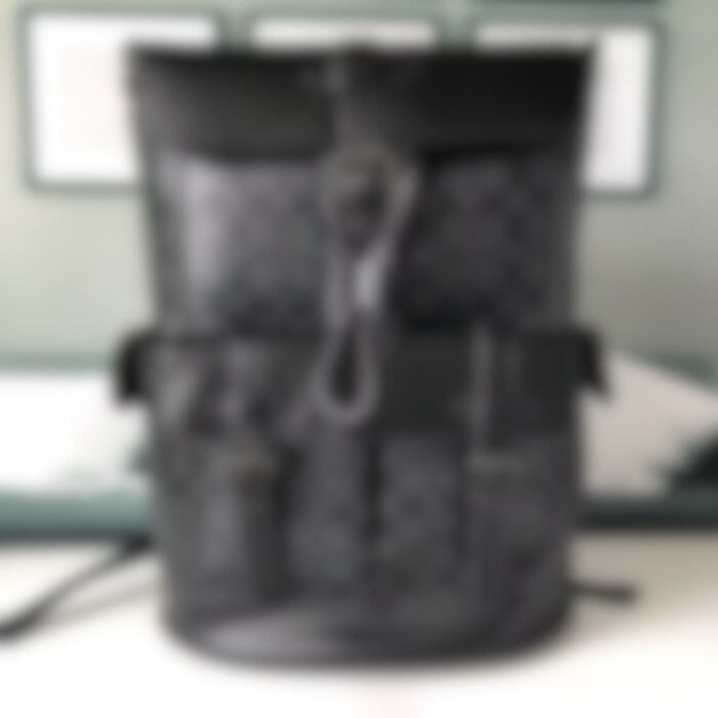 LUXURY STORE Hudson Backpack in Signature Leather Black