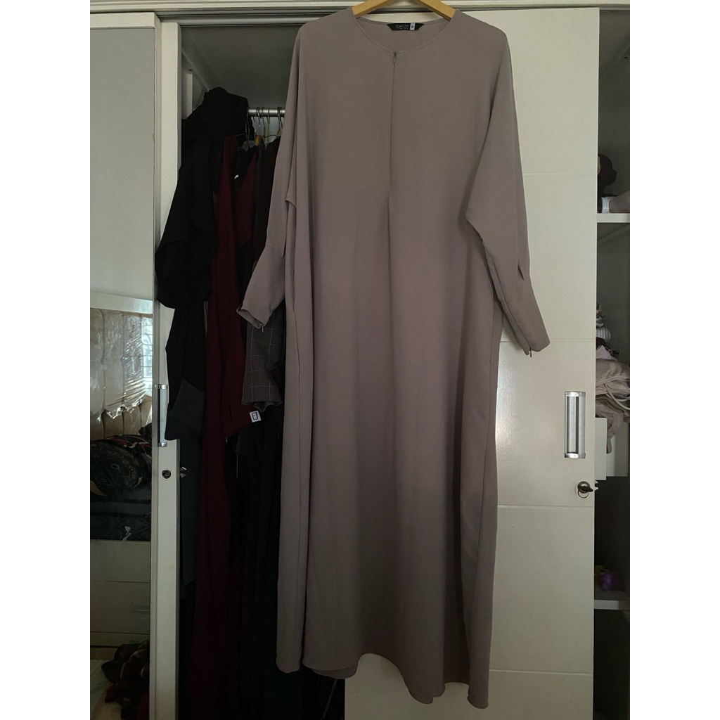 Preloved Jemima abaya by aljenna vintage khaki mazen anti UV