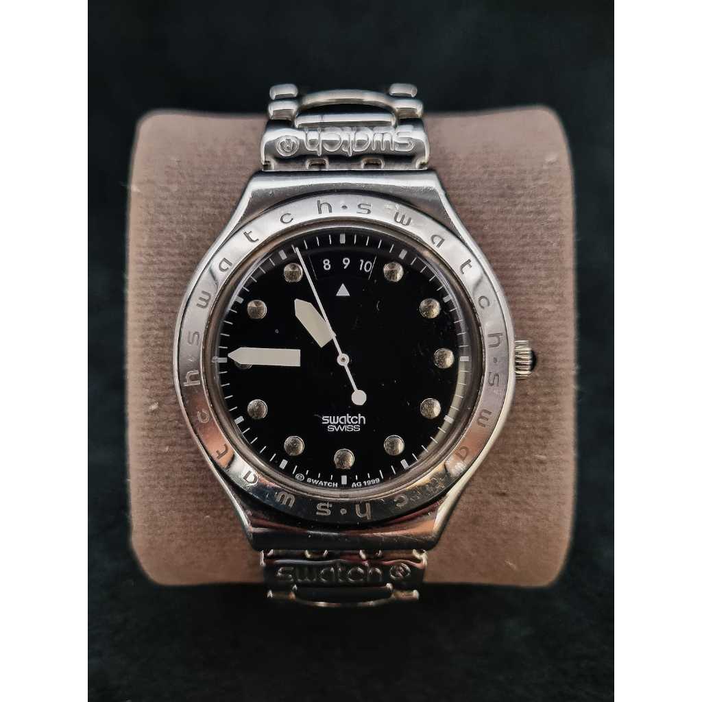 1999 Swatch Swiss Irony Date YGS414G Silver Tone Black Dial Jam Pria Original Bekas