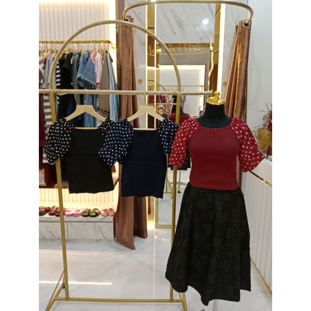Atasan knit lengan polkadot Import BKK