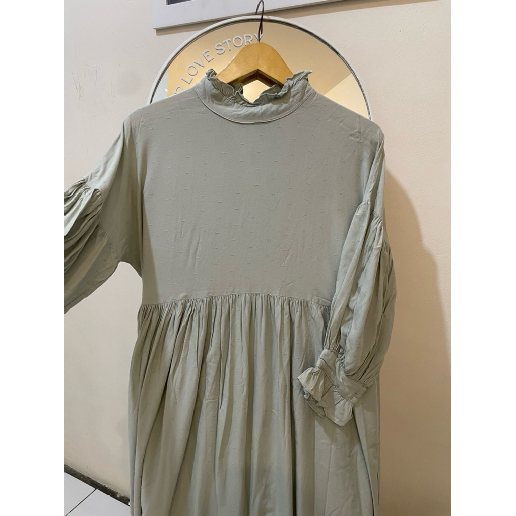 Tunik gamis sage green oclo/midi dress oclo sage (PRELOVED)