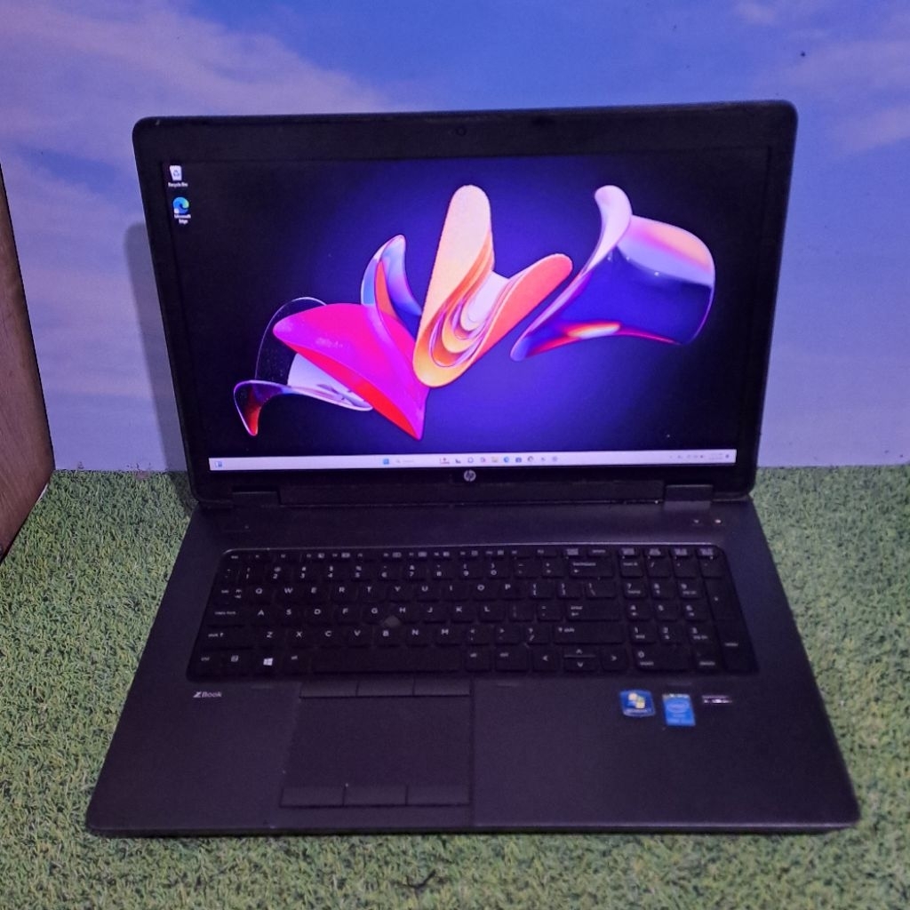 HEWLET PACKARD HP ZBOOK 17 I5-4330M / 32GB RAM / 1TB SSD / FHD