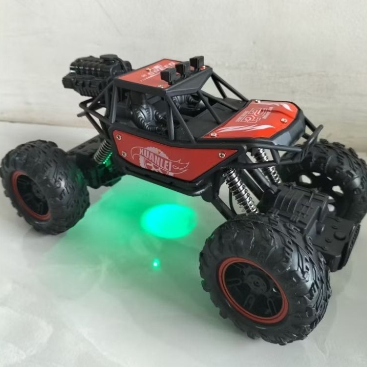 MOBIL REMOTE CONTROL OFF-ROAD RC Anti Air Efek Asap Body Aloy Remote 2,4GHz Baterai 3,7V 14500 Isi U