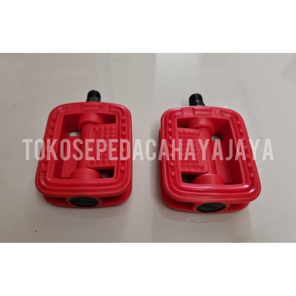Pedal Sepeda MTB CTB As Besar Xerama PVC Warna Merah