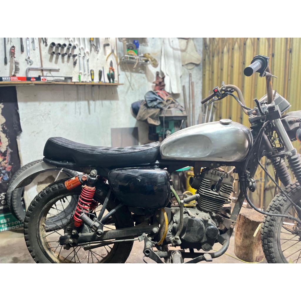 tangki British pnp w175 tangki Kawasaki w175 custom