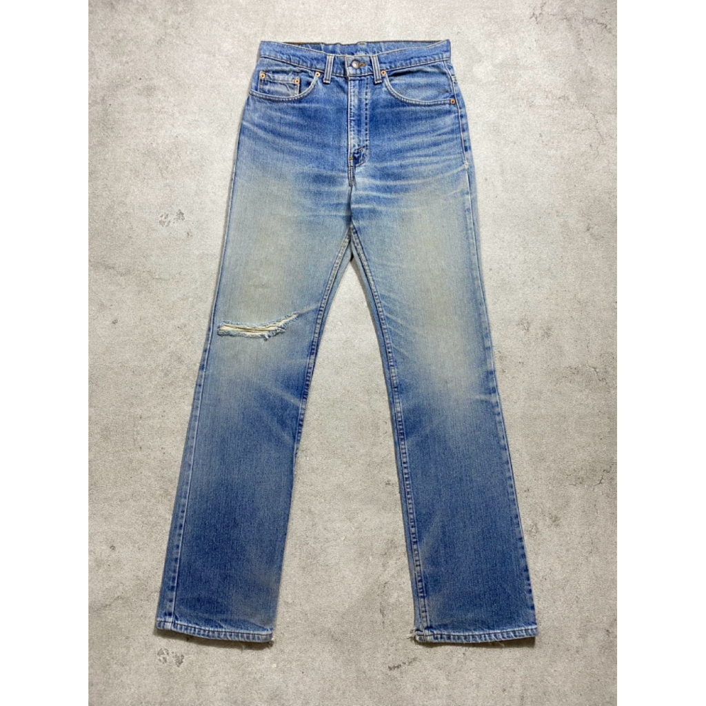 Vintage 90s Levi’s 517 Bootcut Distresseed Jeans