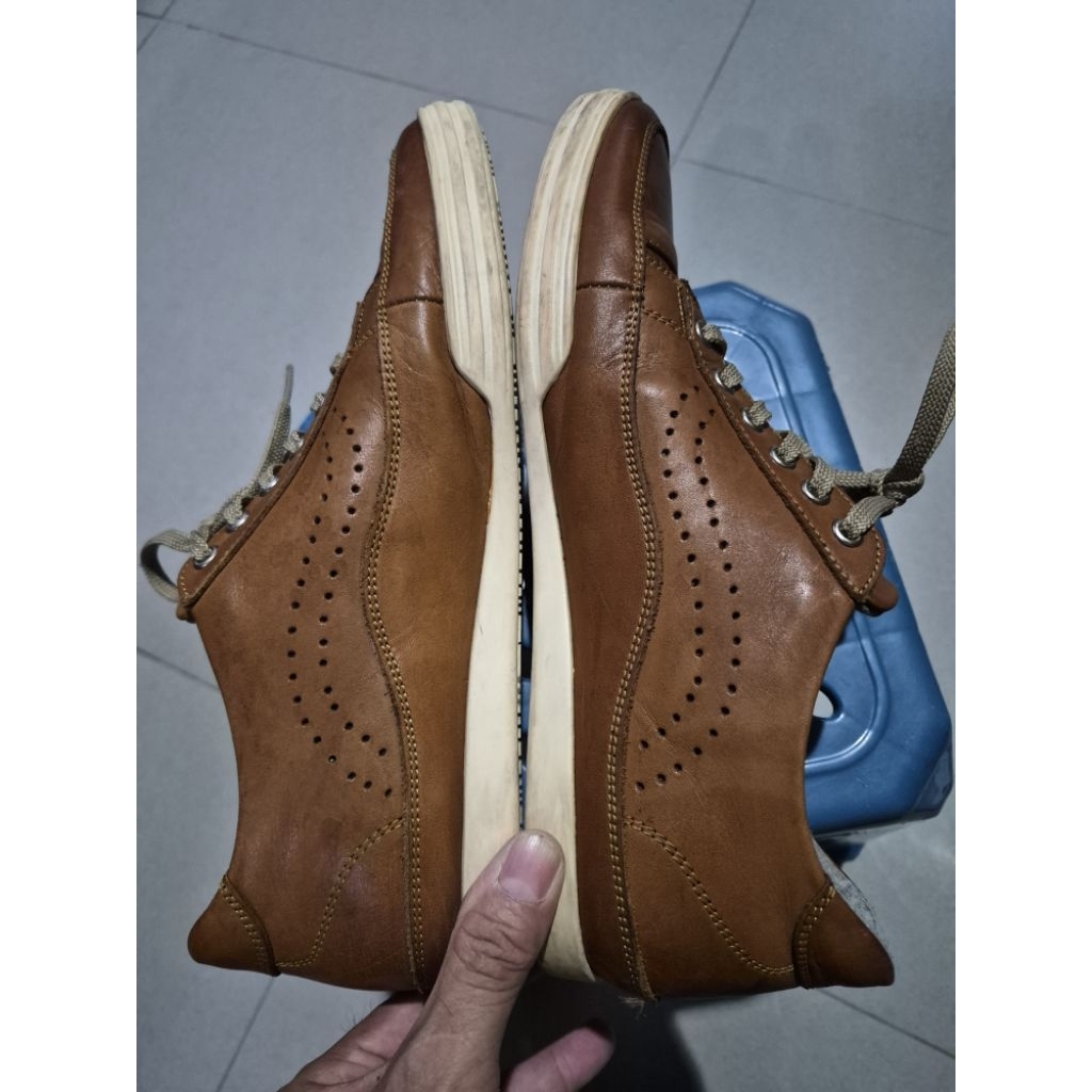 sepatu second casual kulit size 42/265