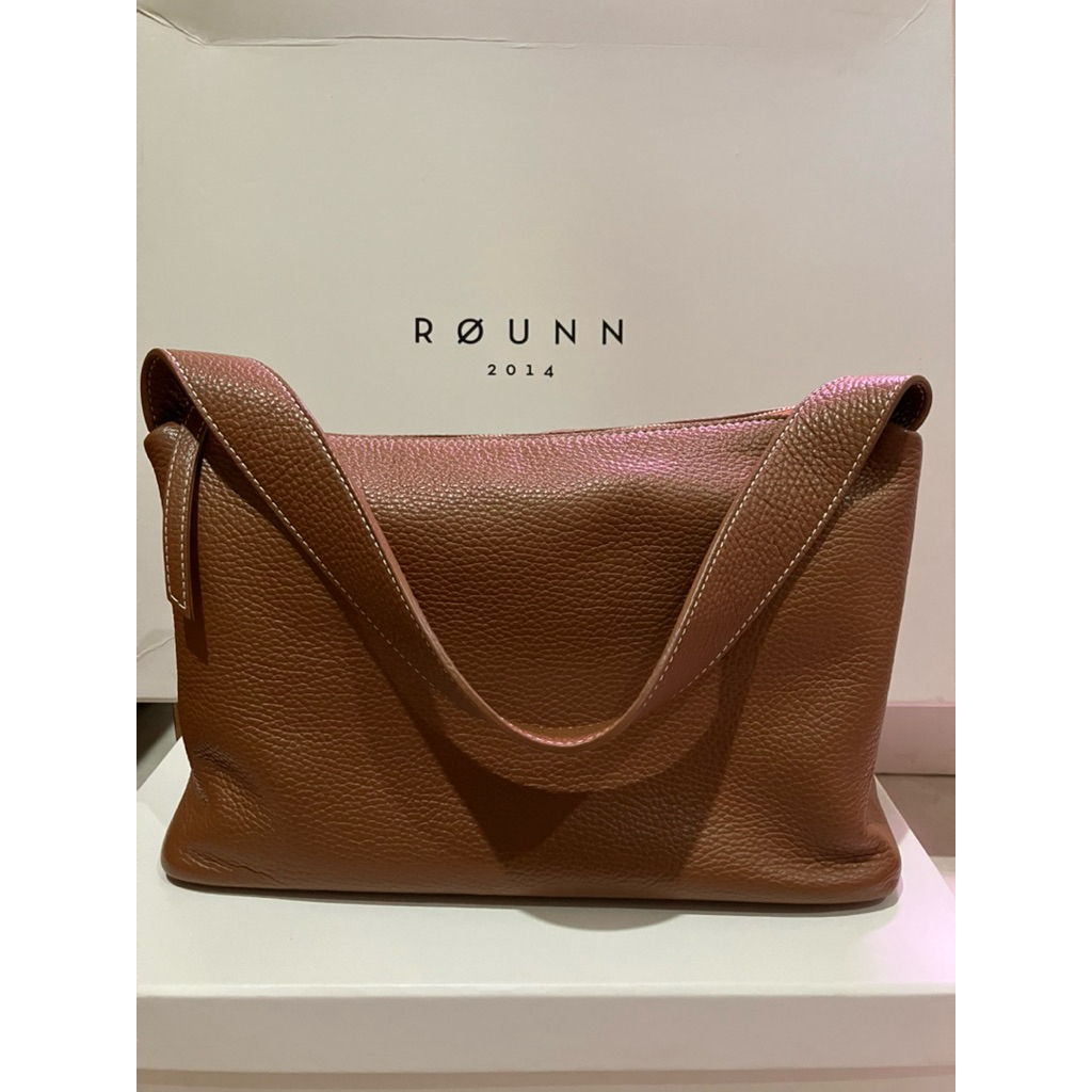 Hazel Callie30 Rounn