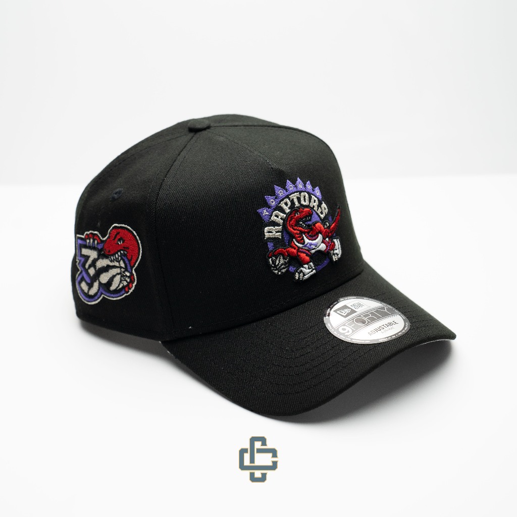 TOPI NEW ERA ORIGINAL 940 A FRAME TORONTO RAPTORS LOGO BLACK