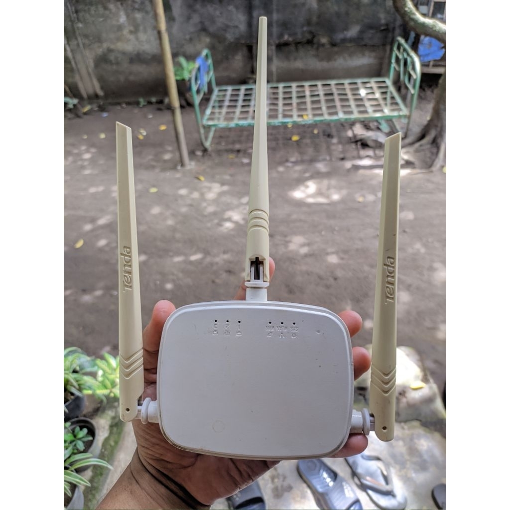 router tenda n318