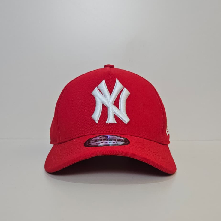 TOPI PRIA-TOPI BASEBALL NY MERAH BORDIR PUTIH