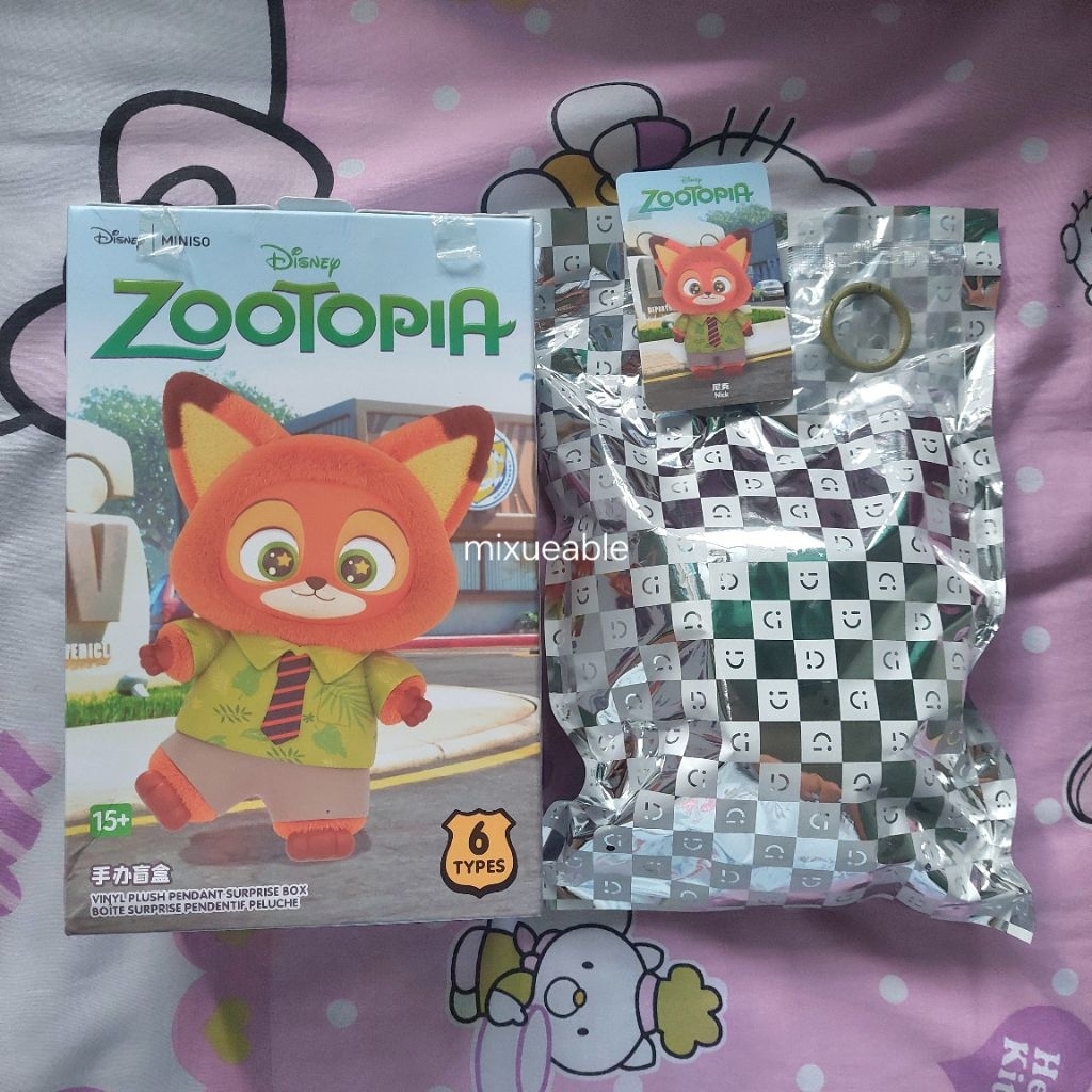 booked [SEALED SELECTED Nick Casual] Original MINISO X Disney Zootopia Collection Blind Box Vinyl Pl
